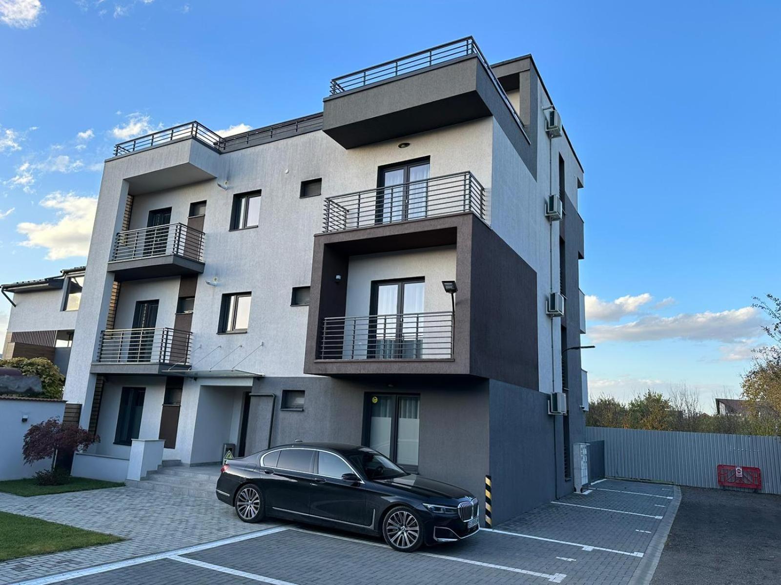 בראשוב Luxury Glam Apartments & Studios Near Coresi Mall מראה חיצוני תמונה